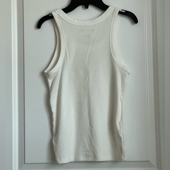 AE Tank - Picture 3 of 3